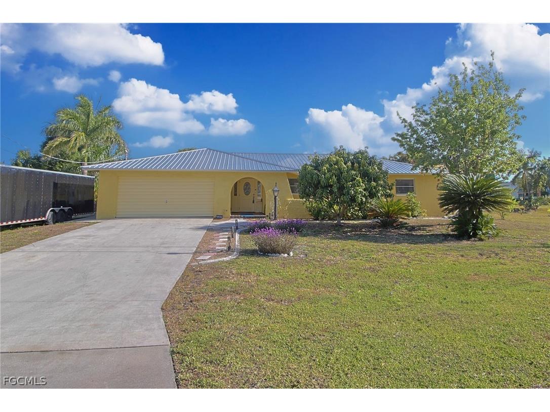 147 Coral Drive Fort Myers FL 33905 2026007980 image3