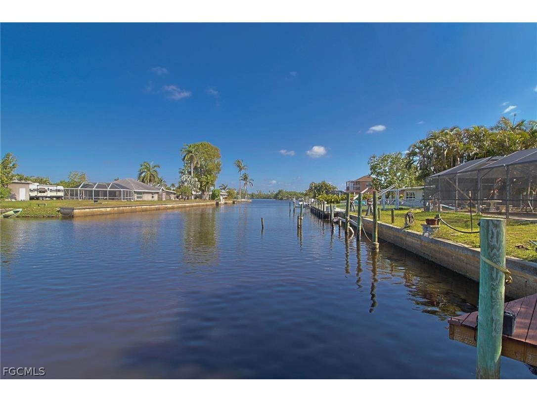 147 Coral Drive Fort Myers FL 33905 2026007980 image5