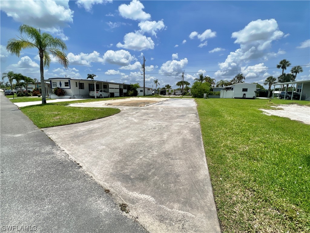 147 Orange Harbor Drive Fort Myers FL 33905 223048516 image1