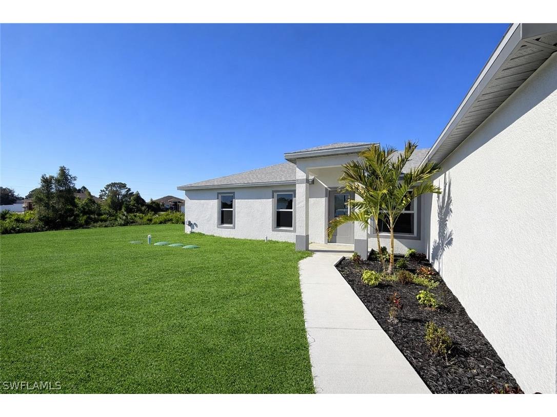 147 Peoria Street Lehigh Acres FL 33974 226006432 image4