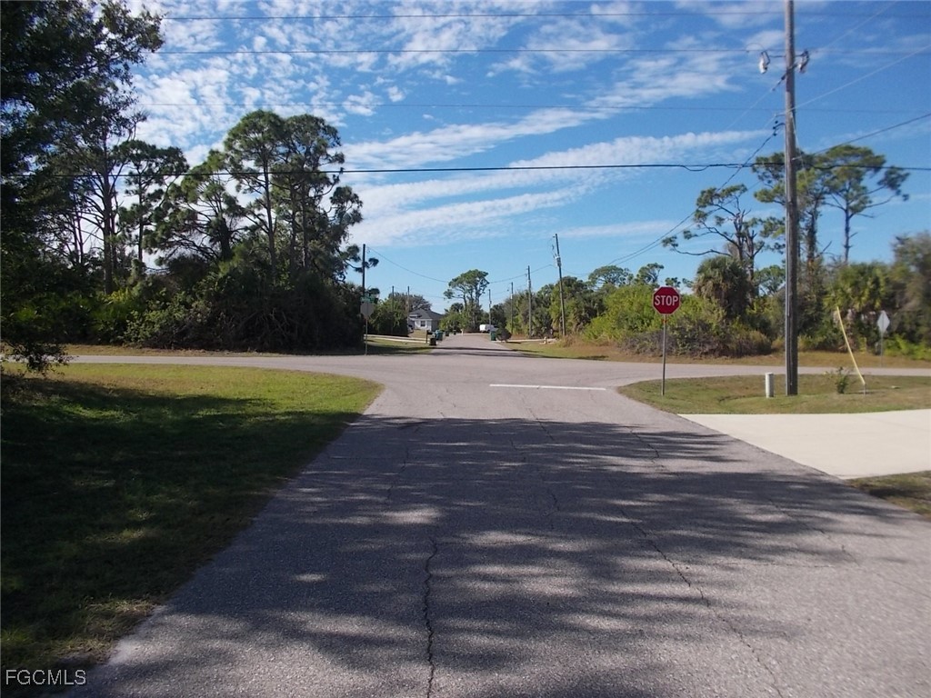 147 Yellow Pine Drive Rotonda West FL 33947 2026000082 image9