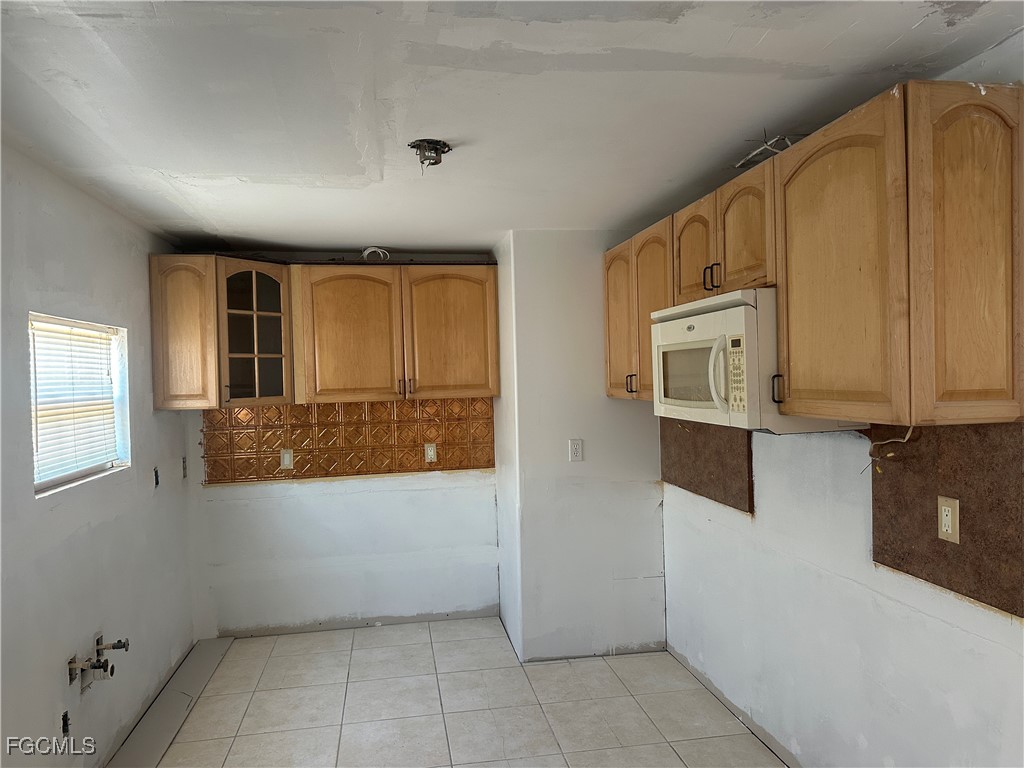 14700 Patrick Henry Road North Fort Myers FL 33917 2025007996 image6