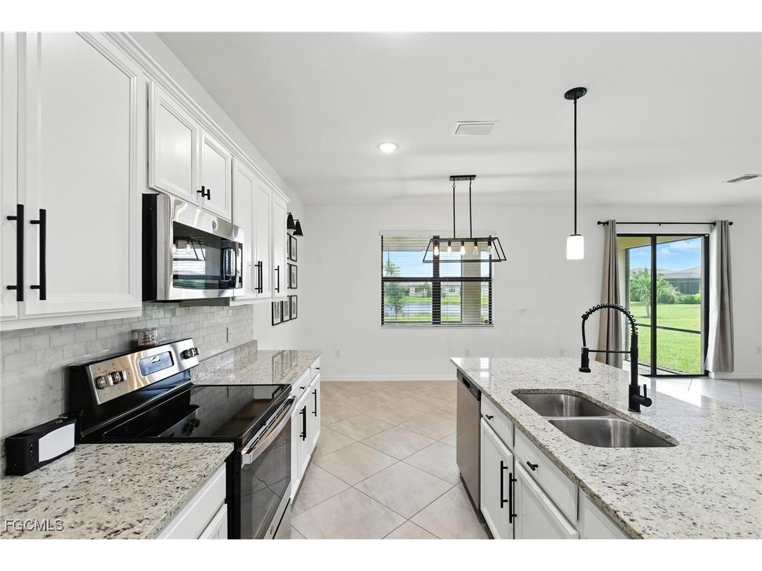 14701 Cantabria Drive Fort Myers FL 33905 2025000291 image3