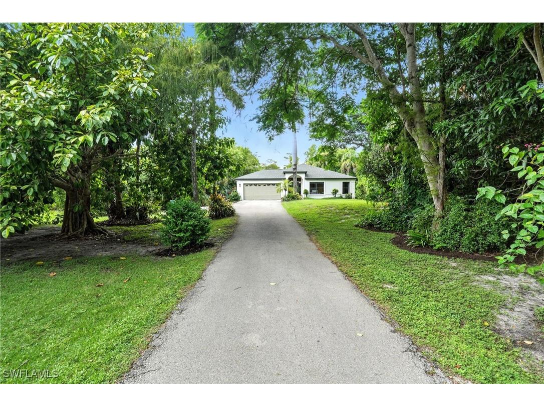 1471 19th Street SW Naples FL 34117 225065603 image1