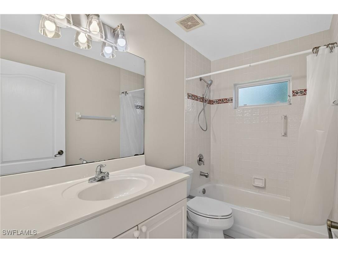 1471 Vintage Court Naples FL 34104 225080418 image15