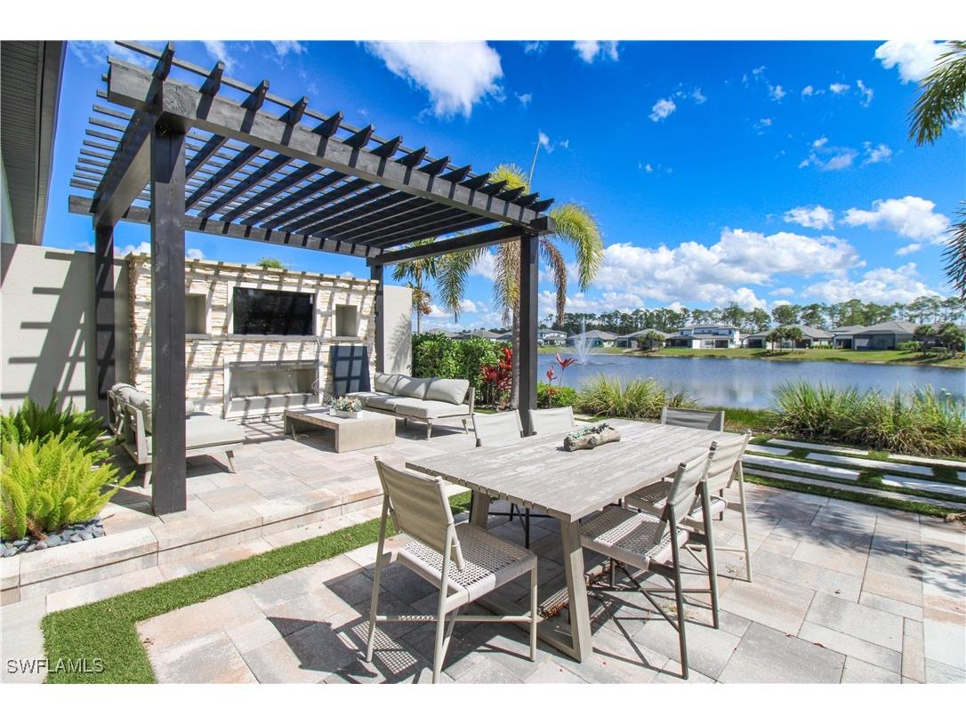 14723 Kingfisher Loop Naples FL 34120 225081618 image1