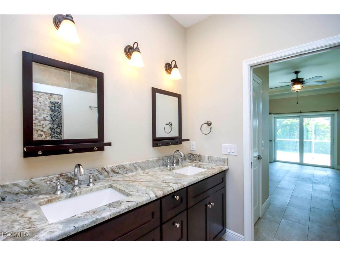 14725 Martin Drive Fort Myers FL 33908 2025004645 image10