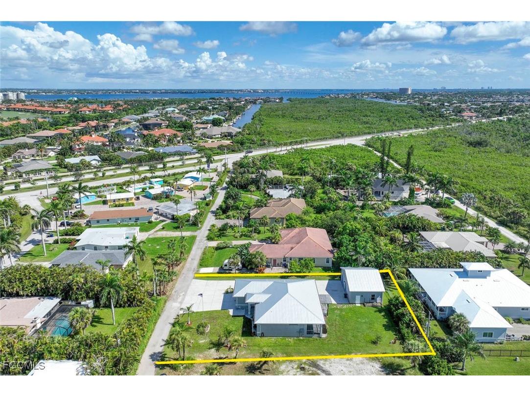 14725 Martin Drive Fort Myers FL 33908 2025004645 image3