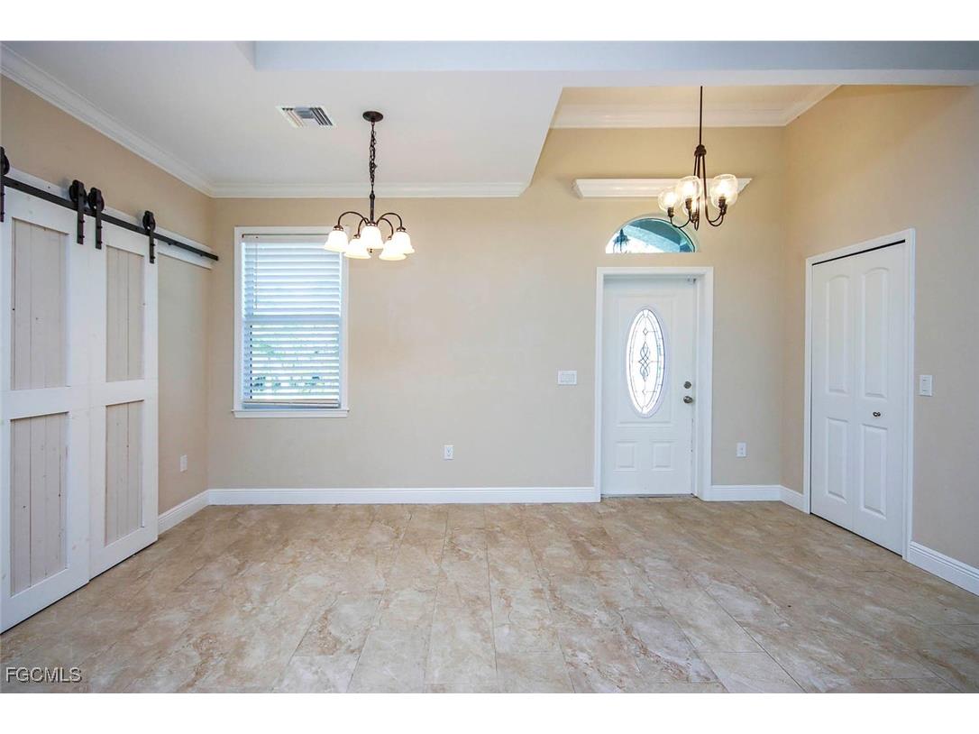 14725 Martin Drive Fort Myers FL 33908 2025004645 image4