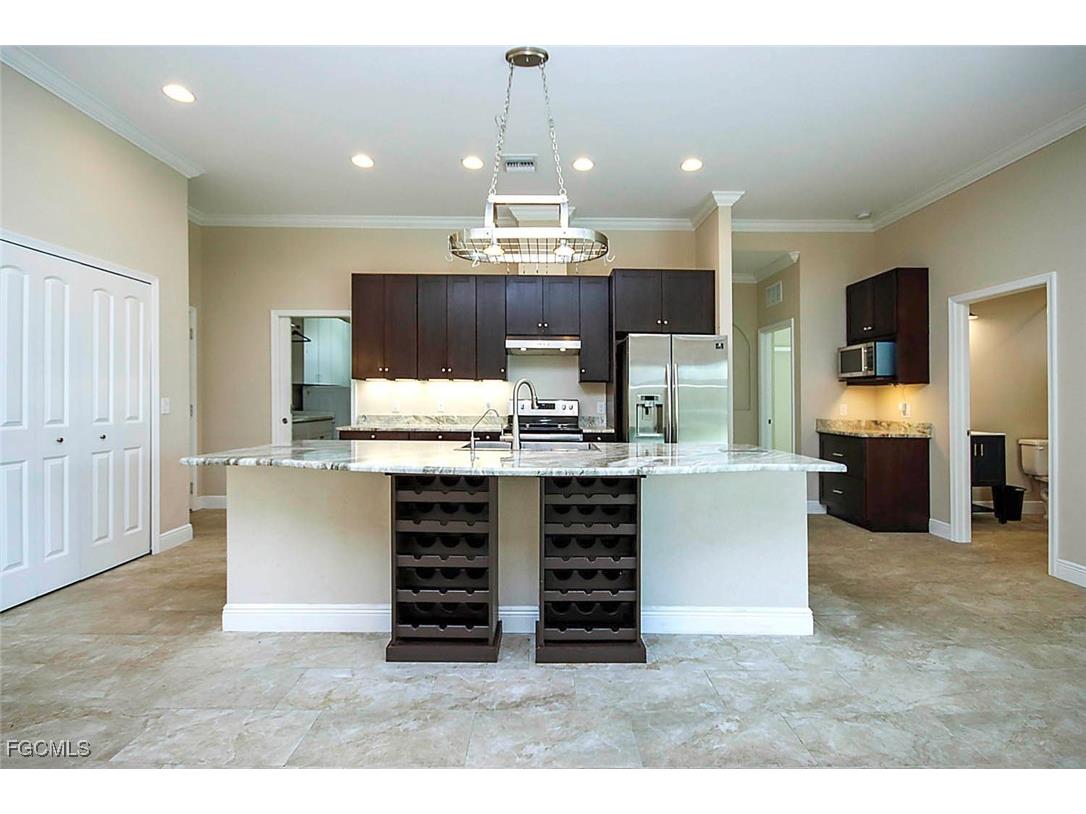 14725 Martin Drive Fort Myers FL 33908 2025004645 image8