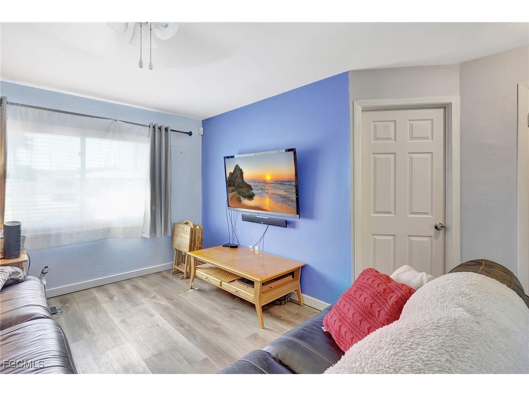 1473 Xavier Avenue Fort Myers FL 33919 2025007406 image6