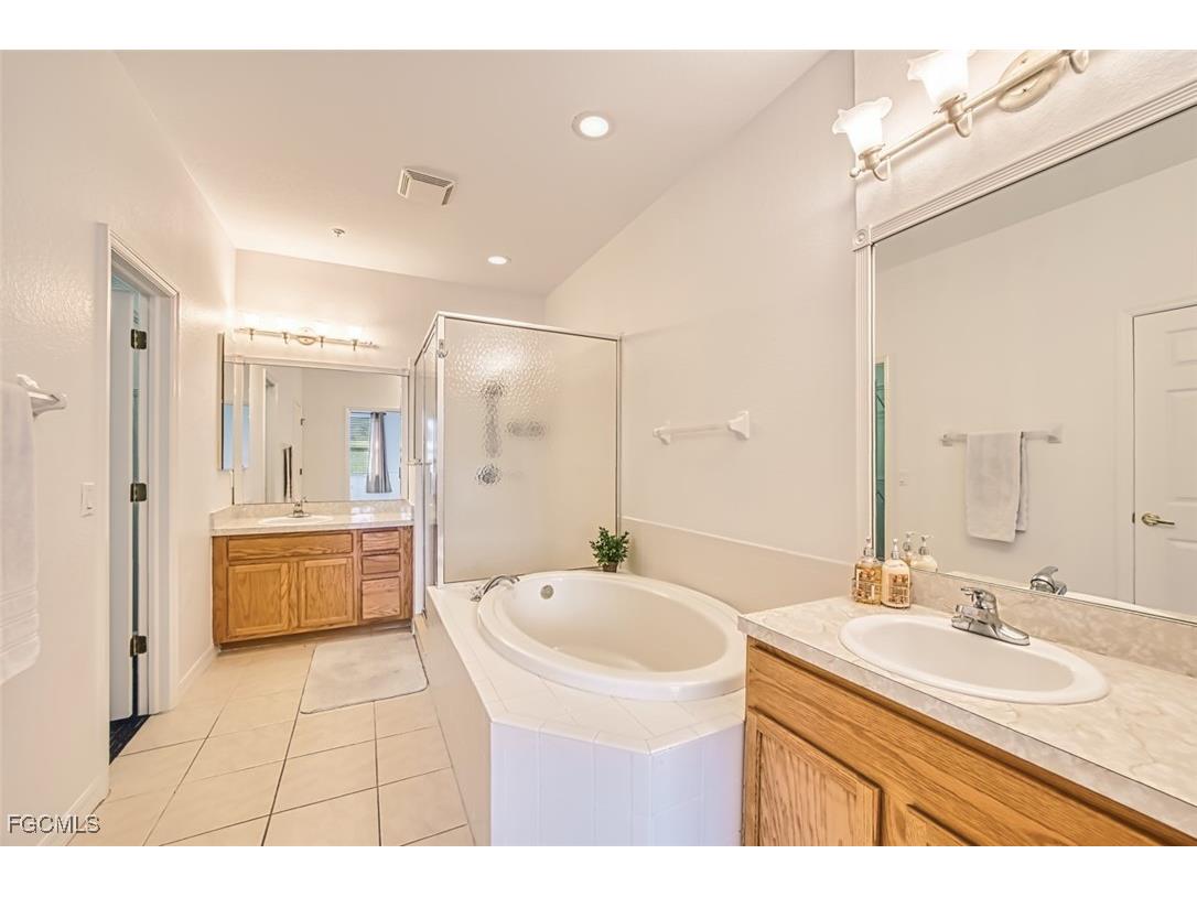 14732 Calusa Palms Drive #202 Fort Myers FL 33919 2025018265 image33