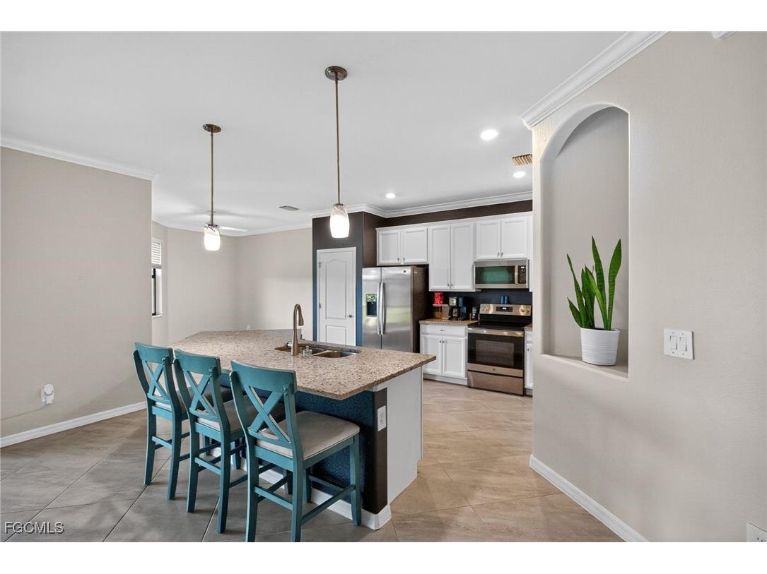 14733 Cantabria Drive Fort Myers FL 33905 2025019209 image10