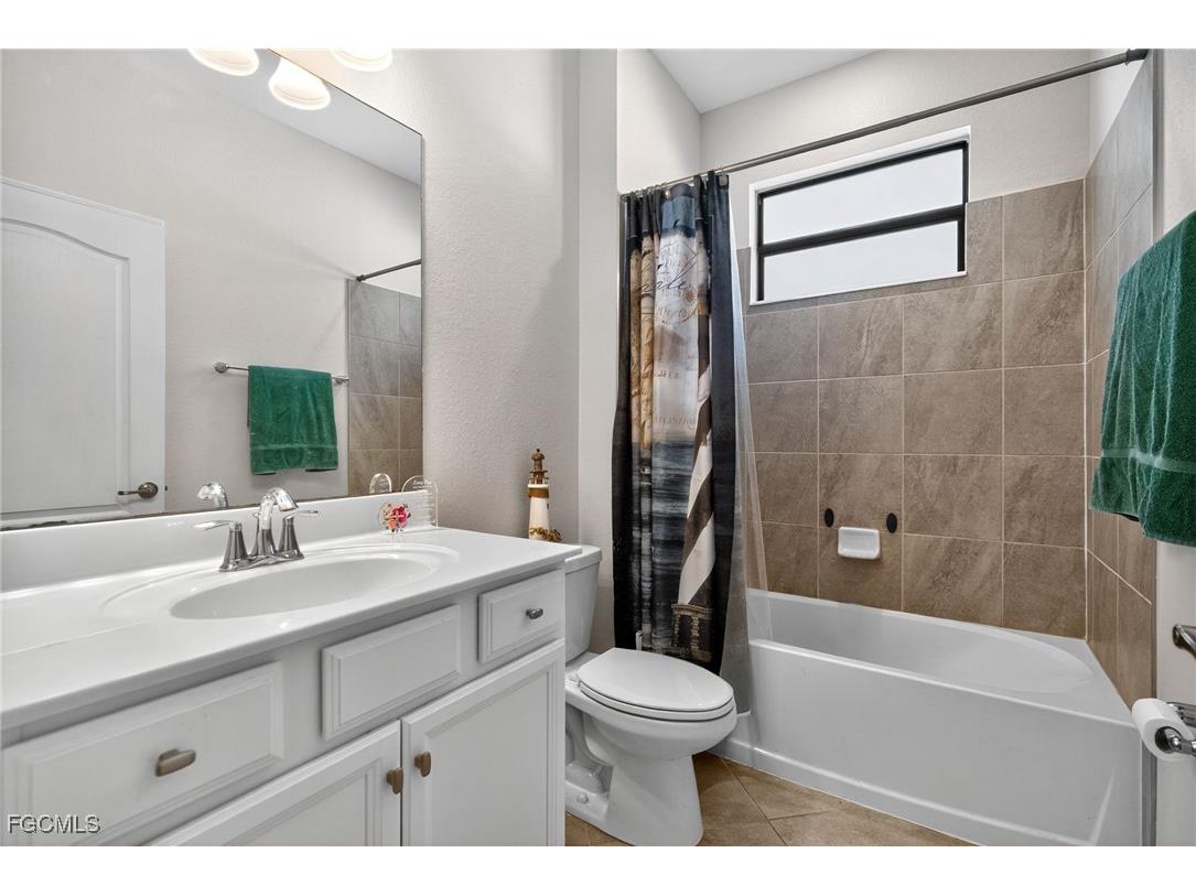 14733 Cantabria Drive Fort Myers FL 33905 2025019209 image21