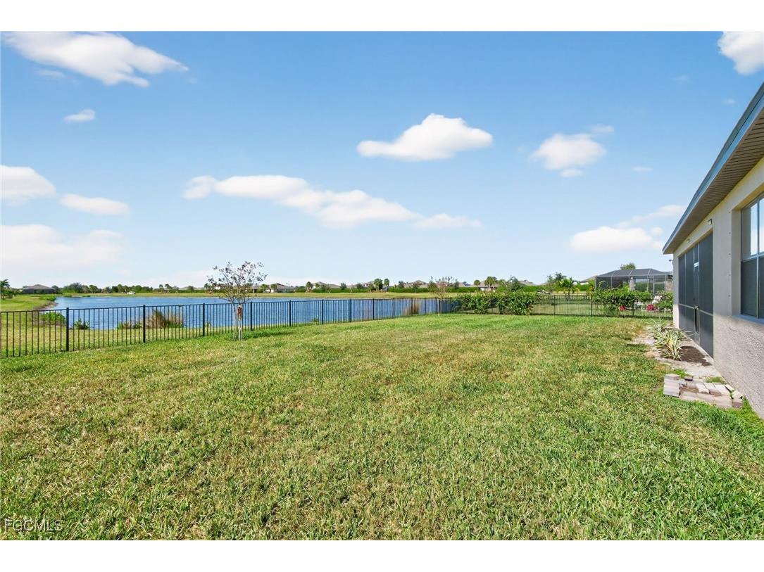 14733 Cantabria Drive Fort Myers FL 33905 2025019209 image28