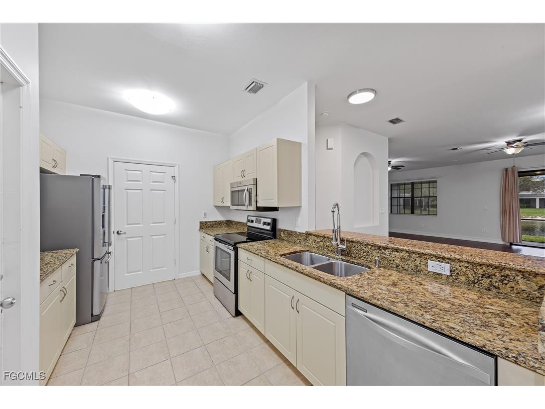 14764 Pinnacle Place #65 Naples FL 34119 2026004755 image17