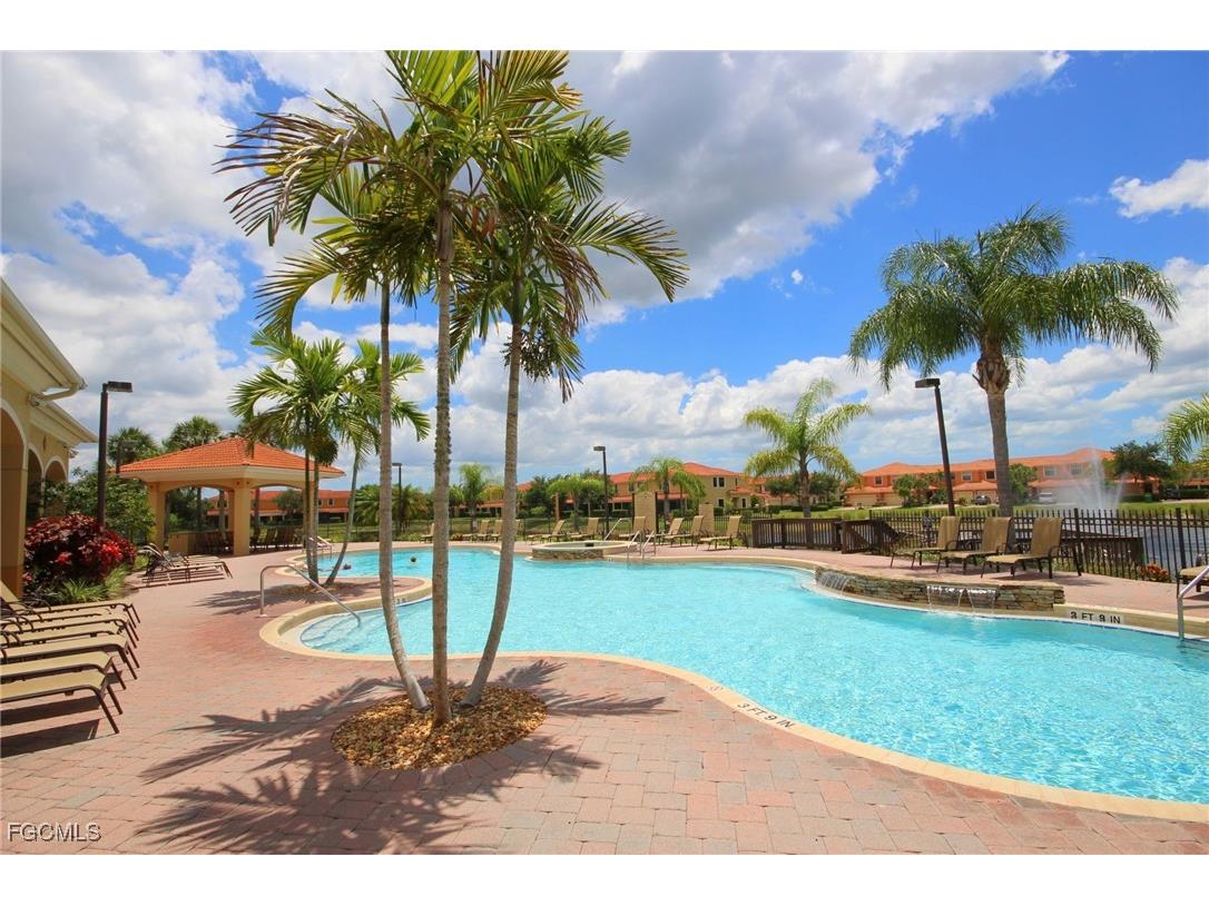 14764 Pinnacle Place #65 Naples FL 34119 2026004755 image45
