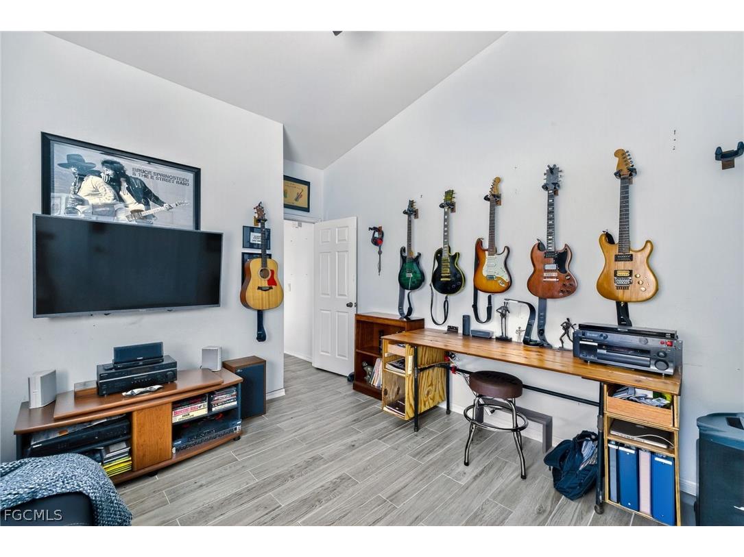 14770 Blackbird Lane Fort Myers FL 33919 2026008221 image34