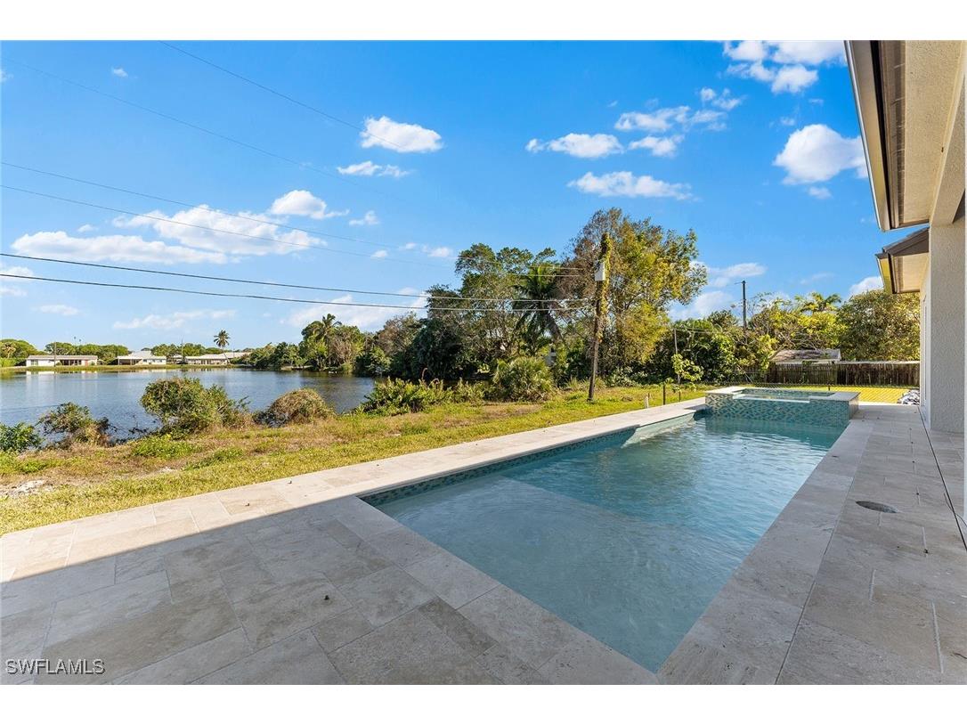 1478 10th Street N Naples FL 34102 224096128 image27