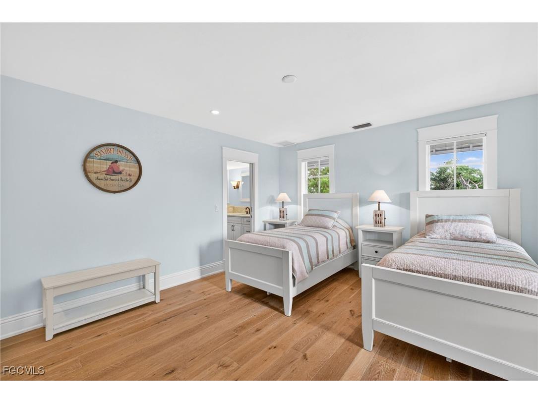 1480 Angel Drive Sanibel FL 33957 2025023457 image29