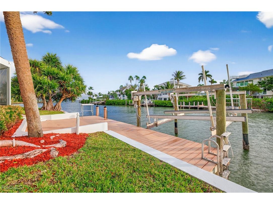 1480 Angel Drive Sanibel FL 33957 2025023457 image46