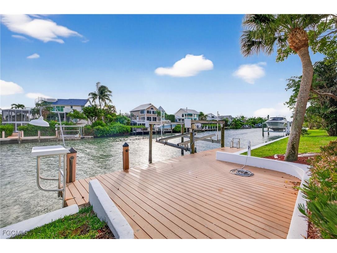 1480 Angel Drive Sanibel FL 33957 2025023457 image47