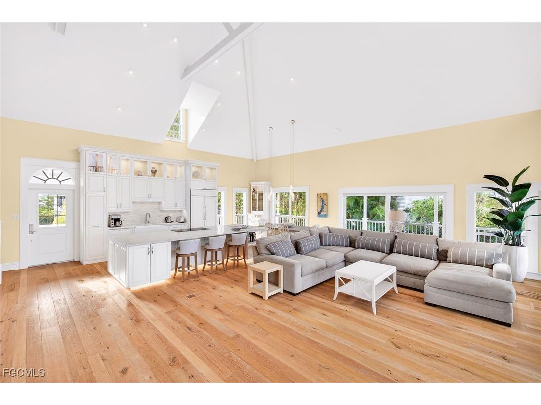 1480 Angel Drive Sanibel FL 33957 2025023457 image9