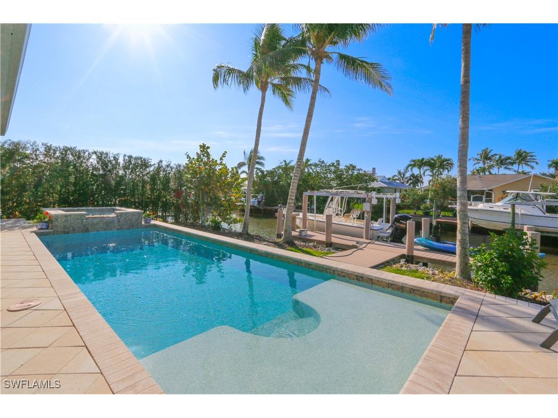 1480 Curlew Avenue Naples FL 34102 225046918 image48