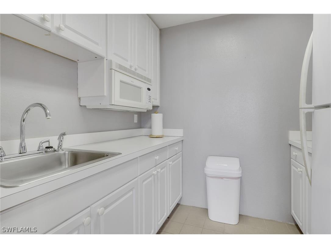 14801 Park Lake Drive #104 Fort Myers FL 33919 226006241 image34