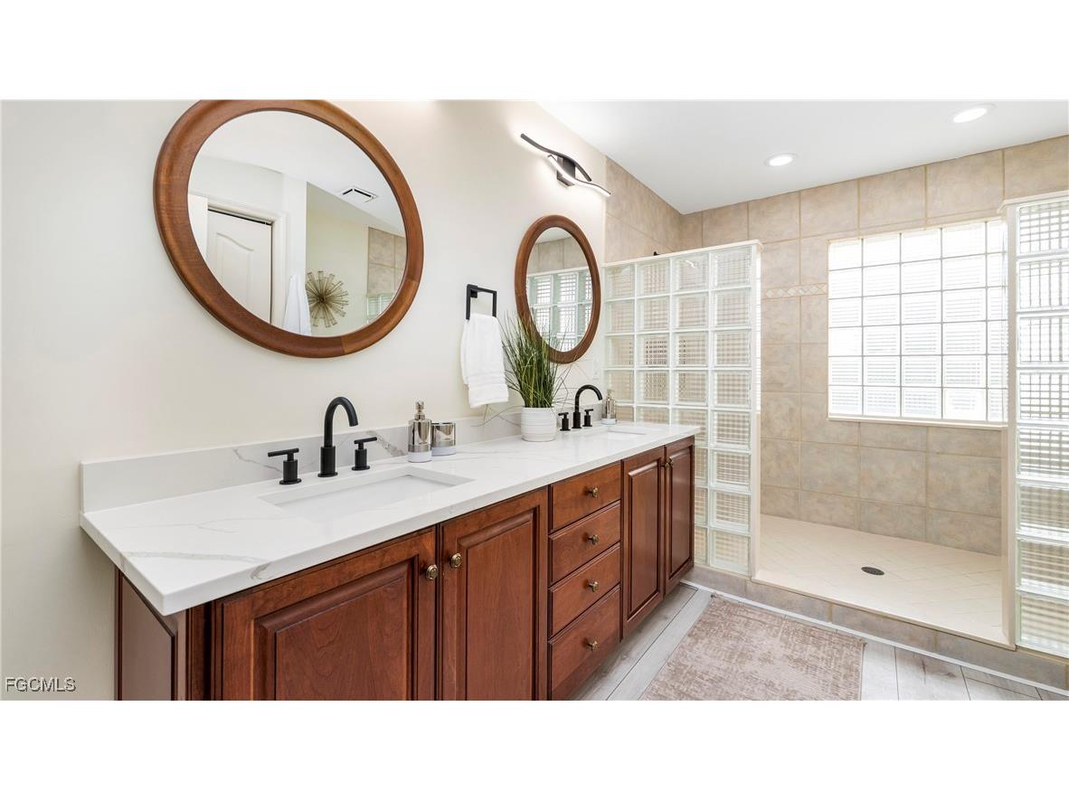 14811 Laguna Drive #202 Fort Myers FL 33908 2026004587 image18