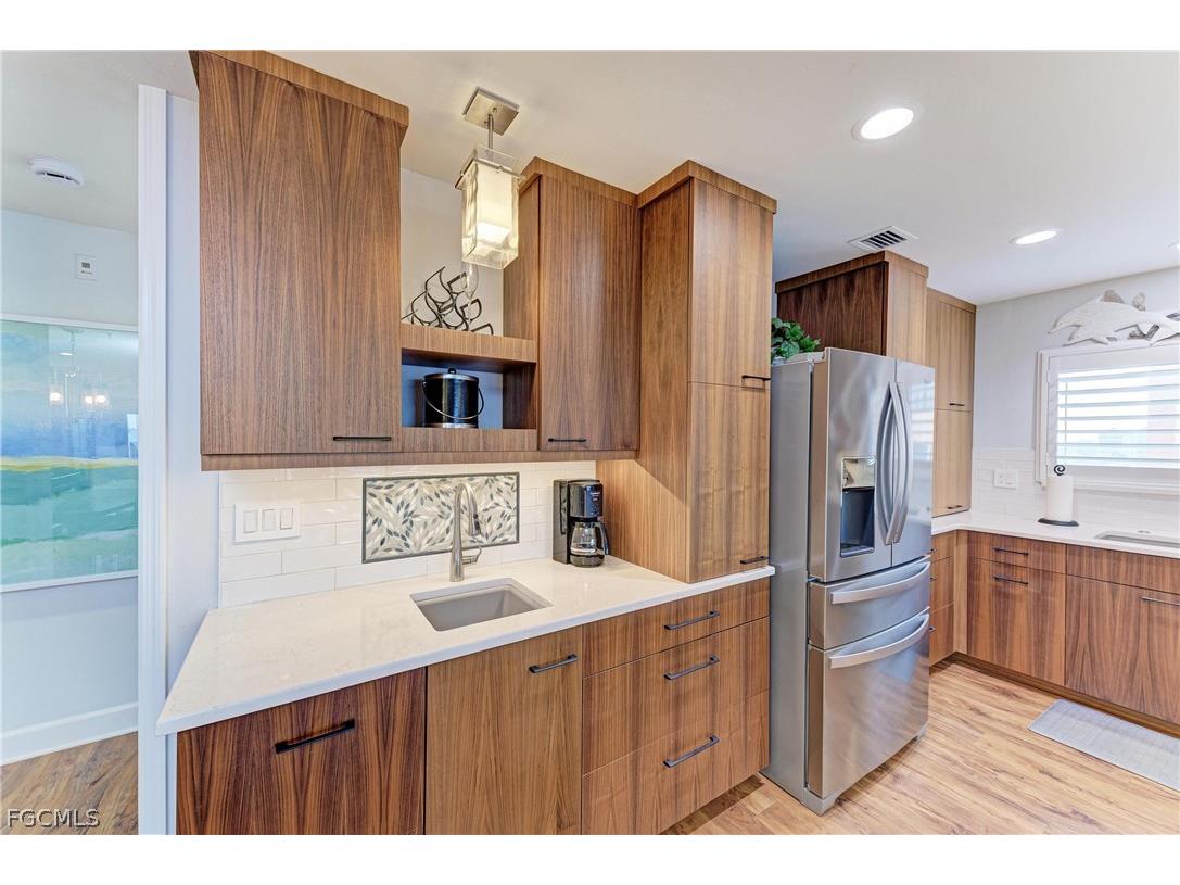 14813 Laguna Drive #401 Fort Myers FL 33908 2026012903 image12