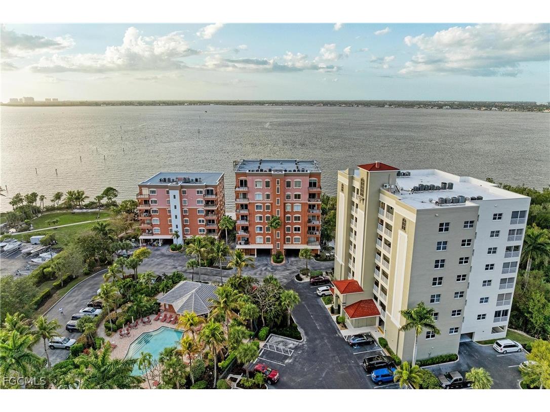 14813 Laguna Drive #401 Fort Myers FL 33908 2026012903 image3