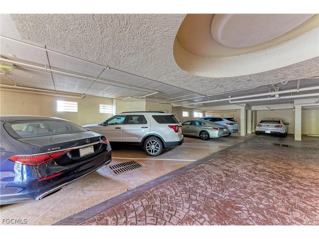 14813 Laguna Drive #401 Fort Myers FL 33908 2026012903 image45