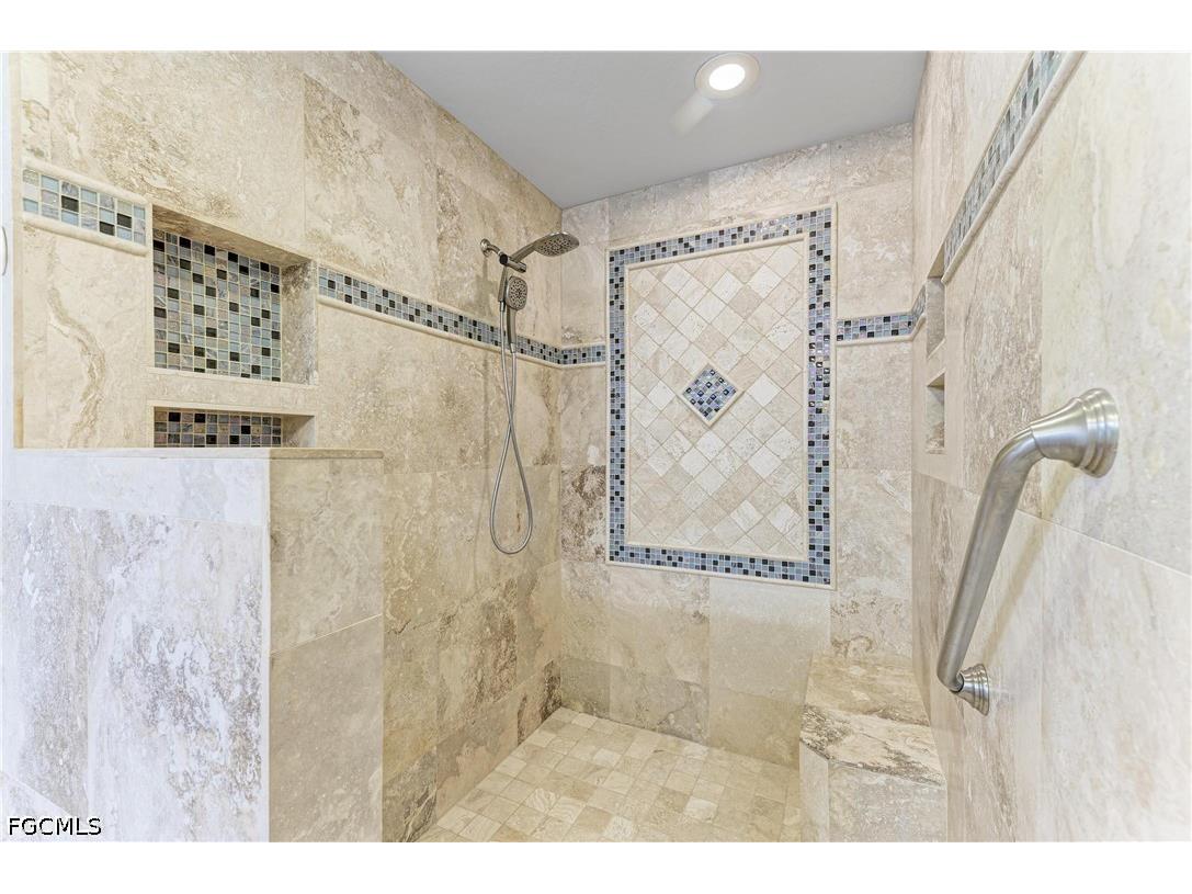 14813 Laguna Drive #401 Fort Myers FL 33908 2026019989 image34