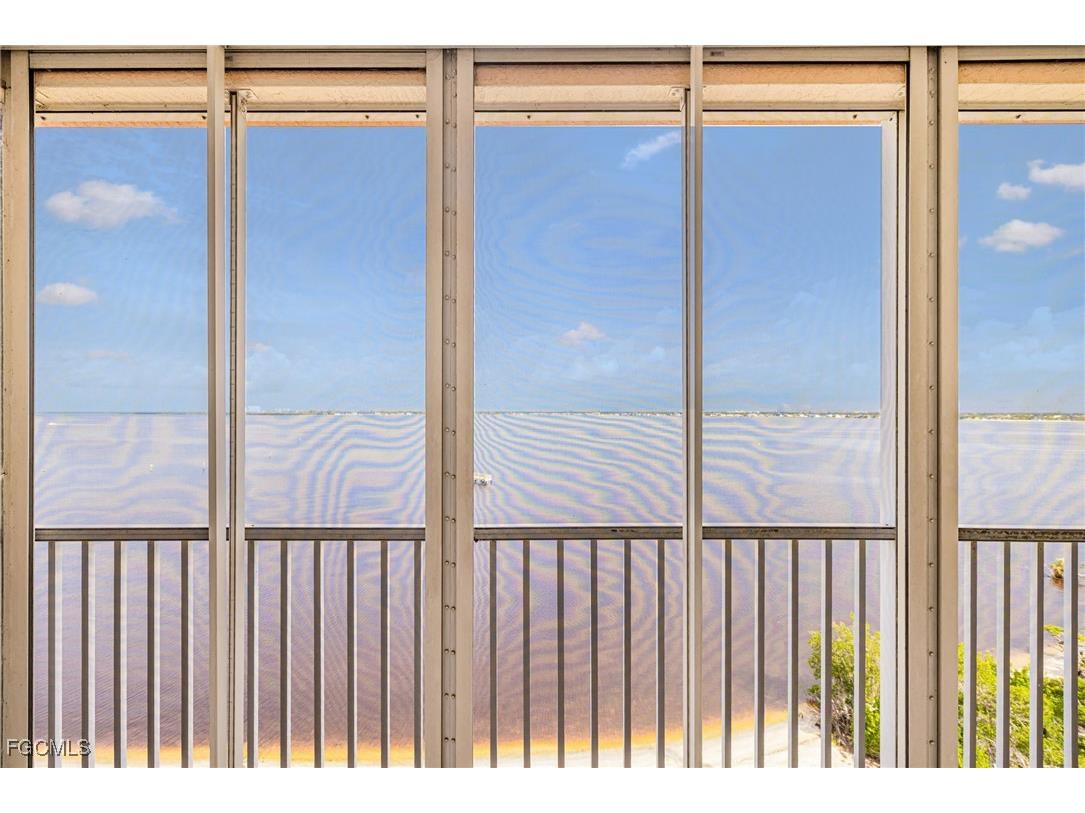 14813 Laguna Drive #PH-1B Fort Myers FL 33908 2025007927 image37