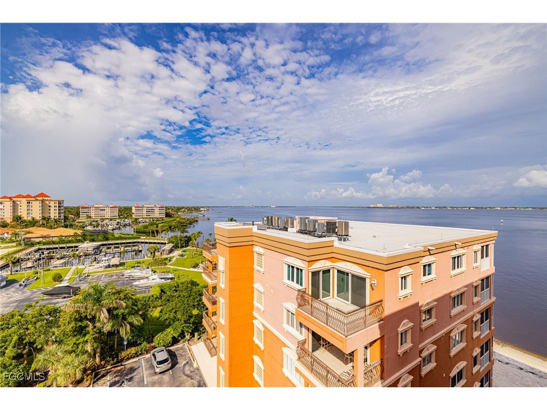 14813 Laguna Drive #PH-1B Fort Myers FL 33908 2025007927 image40