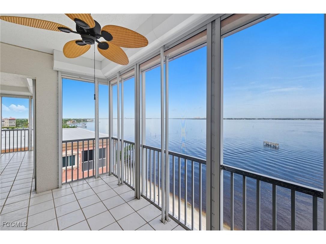 14813 Laguna Drive #PH-1B Fort Myers FL 33908 2025007927 image45