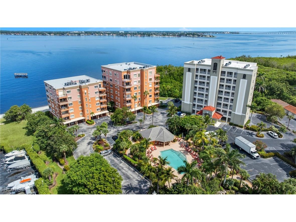 14813 Laguna Drive #PH-1B Fort Myers FL 33908 2025007927 image49