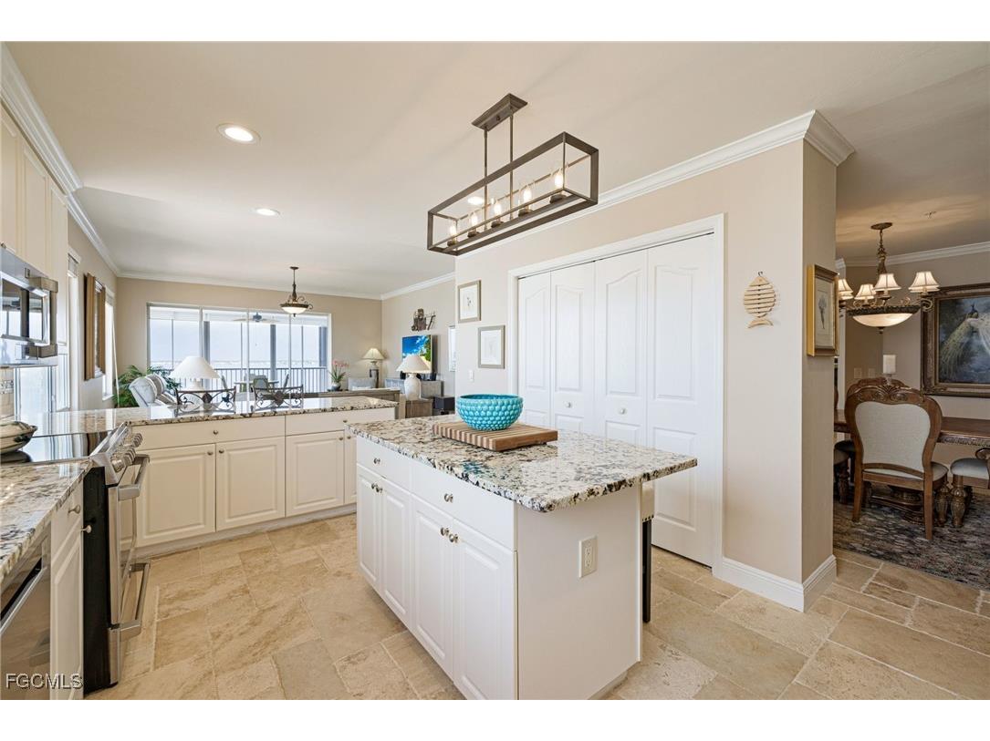 14813 Laguna Drive #PH-1B Fort Myers FL 33908 2025007927 image8