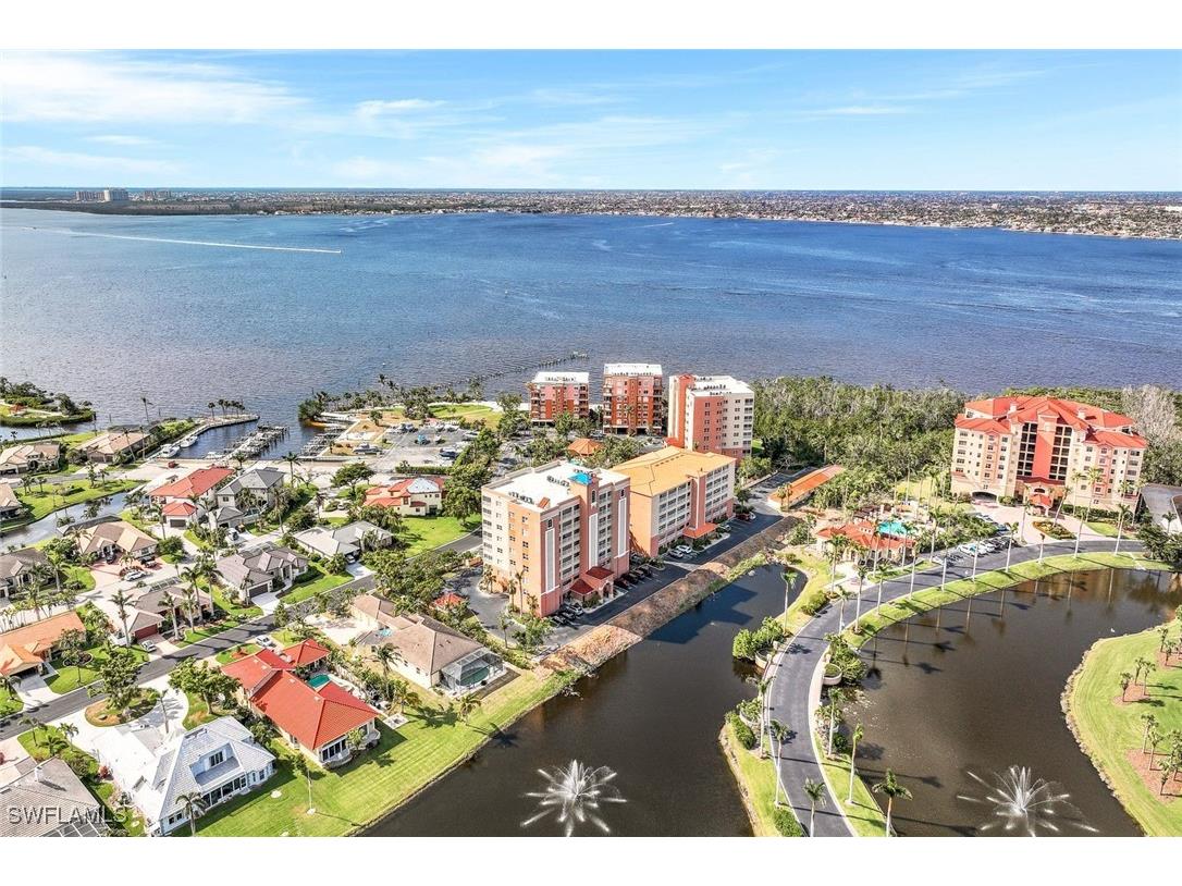 14815 Laguna Drive #202 Fort Myers FL 33908 224088132 image1