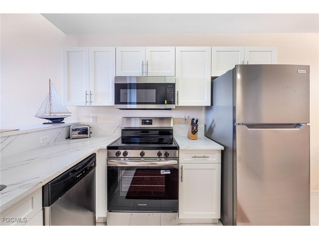 14815 Laguna Drive #702 Fort Myers FL 33908 2025018647 image13