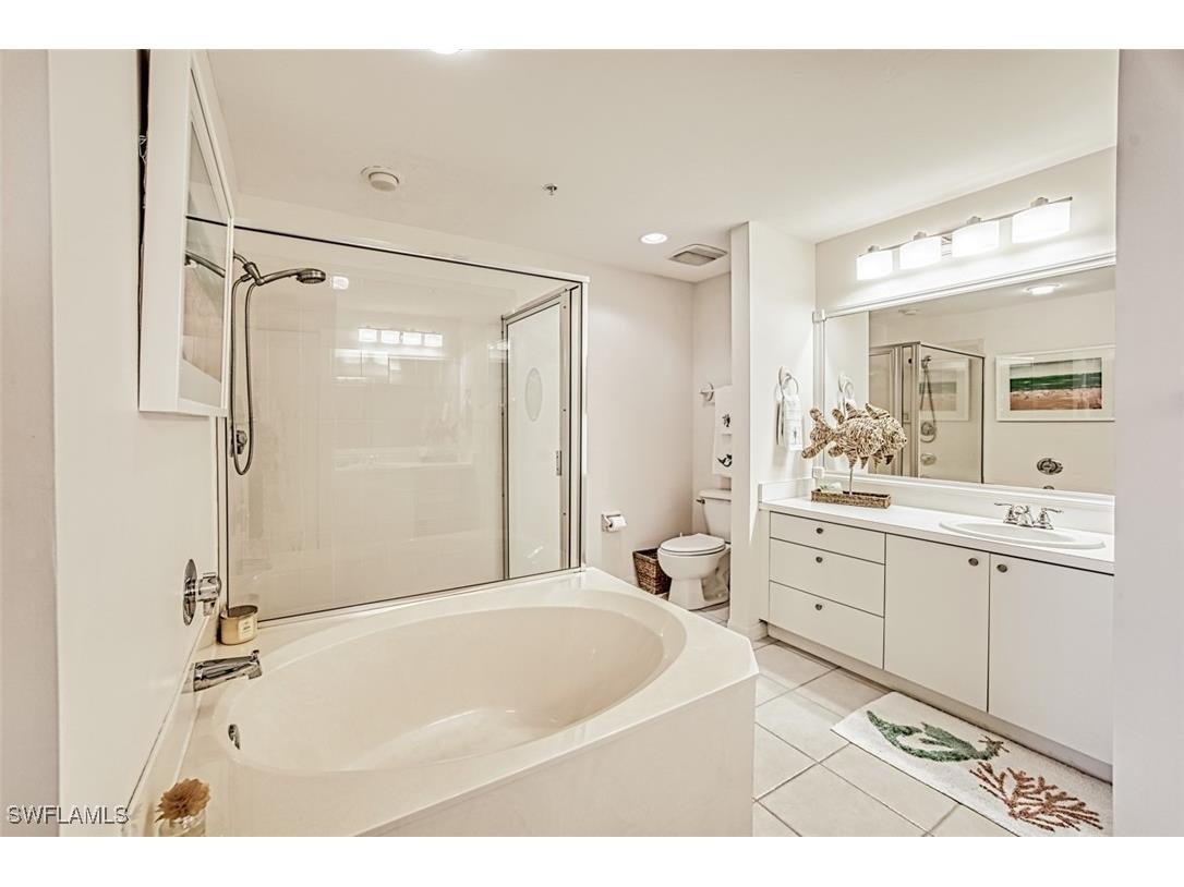 14817 Laguna Drive #102 Fort Myers FL 33908 225048705 image25