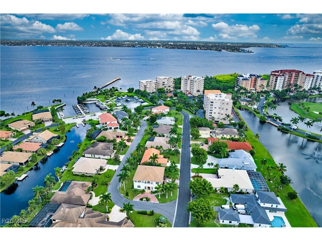 14817 Laguna Drive #102 Fort Myers FL 33908 225048705 image4