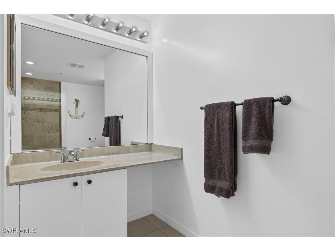 14817 Laguna Drive #203 Fort Myers FL 33908 225068880 image18