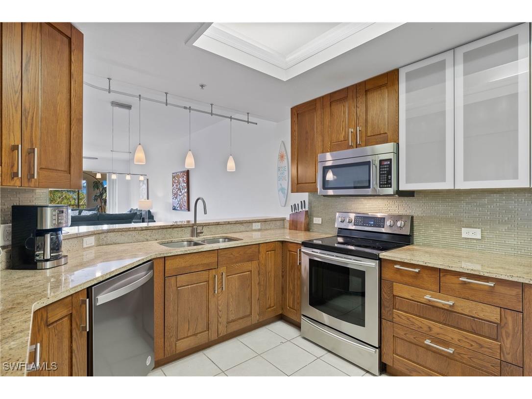 14817 Laguna Drive #203 Fort Myers FL 33908 225068880 image9