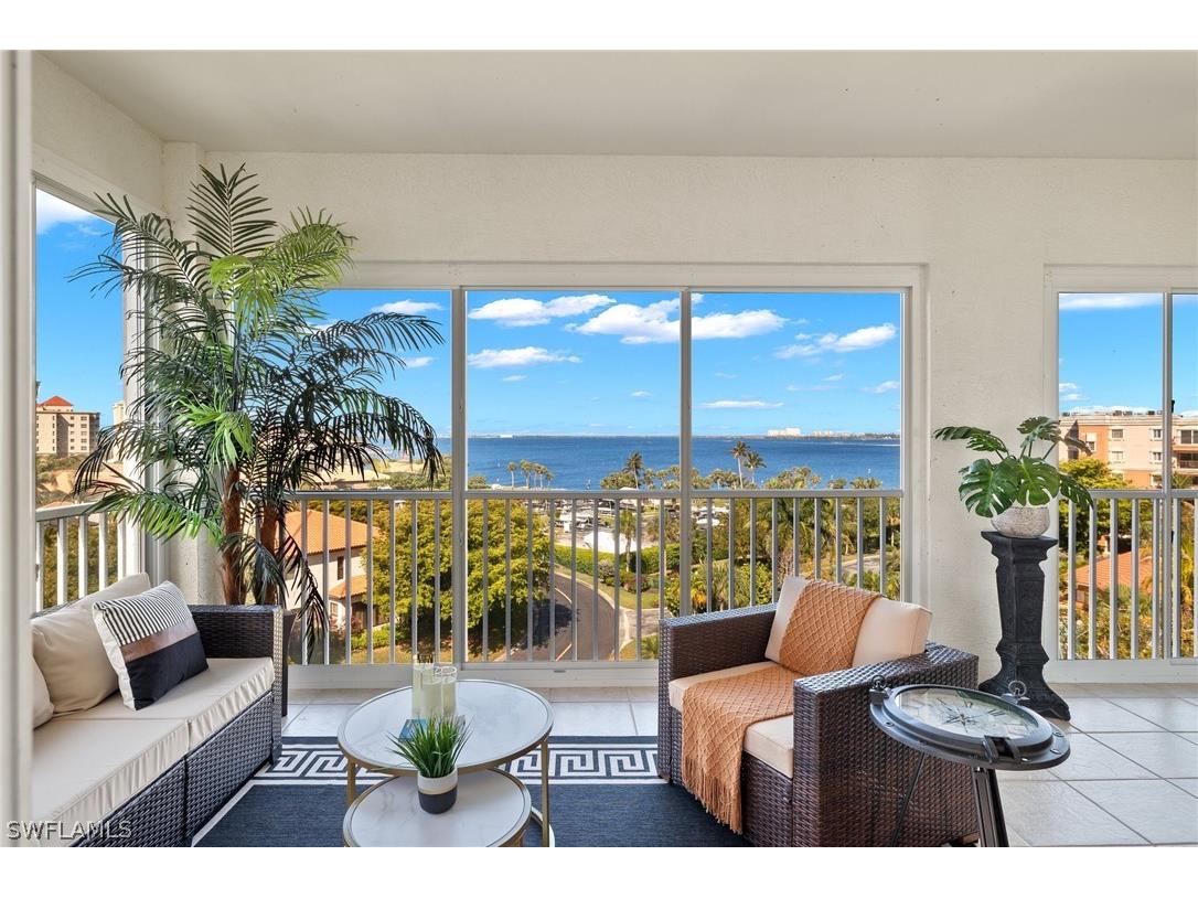 14817 Laguna Drive #501 Fort Myers FL 33908 224035450 image1