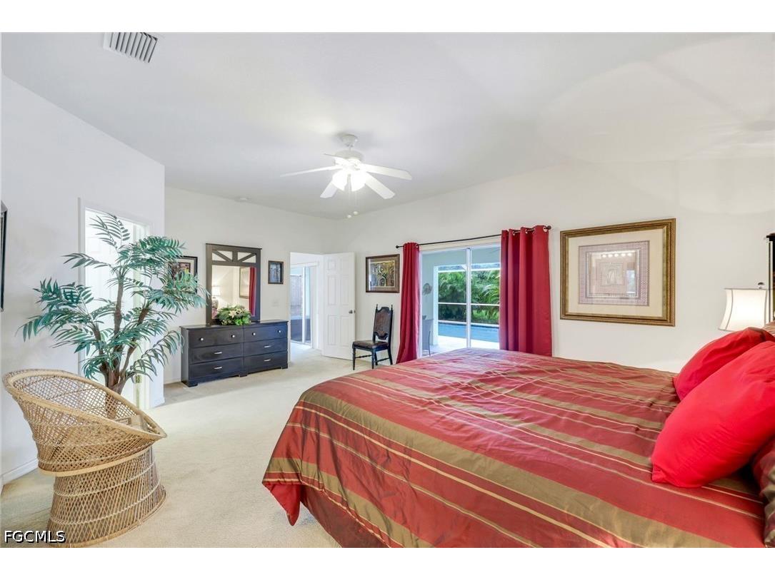 14823 Calusa Palms Drive Fort Myers FL 33919 2026016100 image10