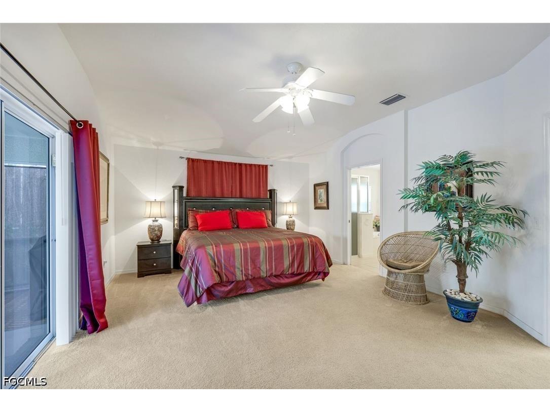 14823 Calusa Palms Drive Fort Myers FL 33919 2026016100 image9
