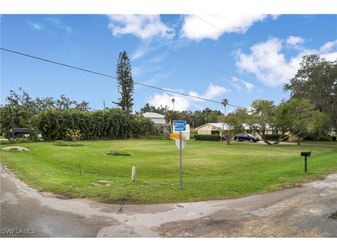 14825 Oakwood Court Fort Myers FL 33905 225059232 image2