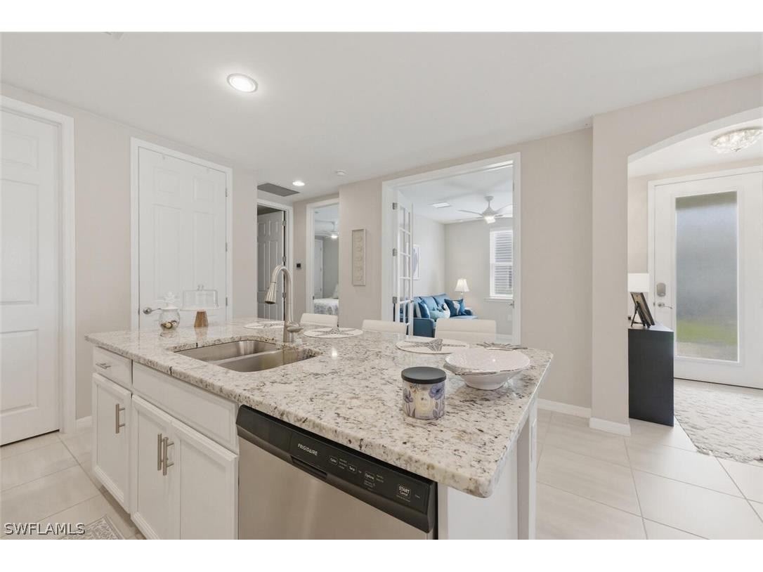 14827 Edgewater Circle Naples FL 34114 225052682 image19